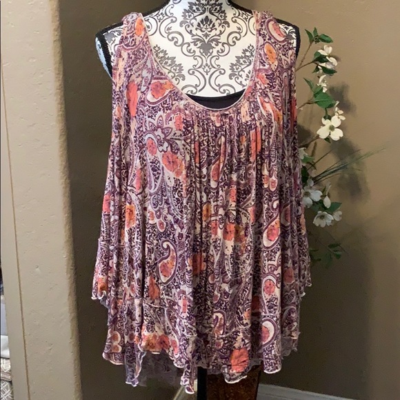 Free People Tops - Free People Paisley Hi-low Cold Shoulder Top